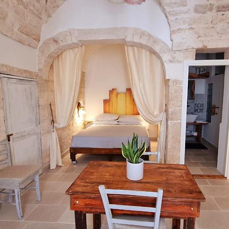 Petra Bianca Luxury Suite Ceglie Messapica Extérieur photo
