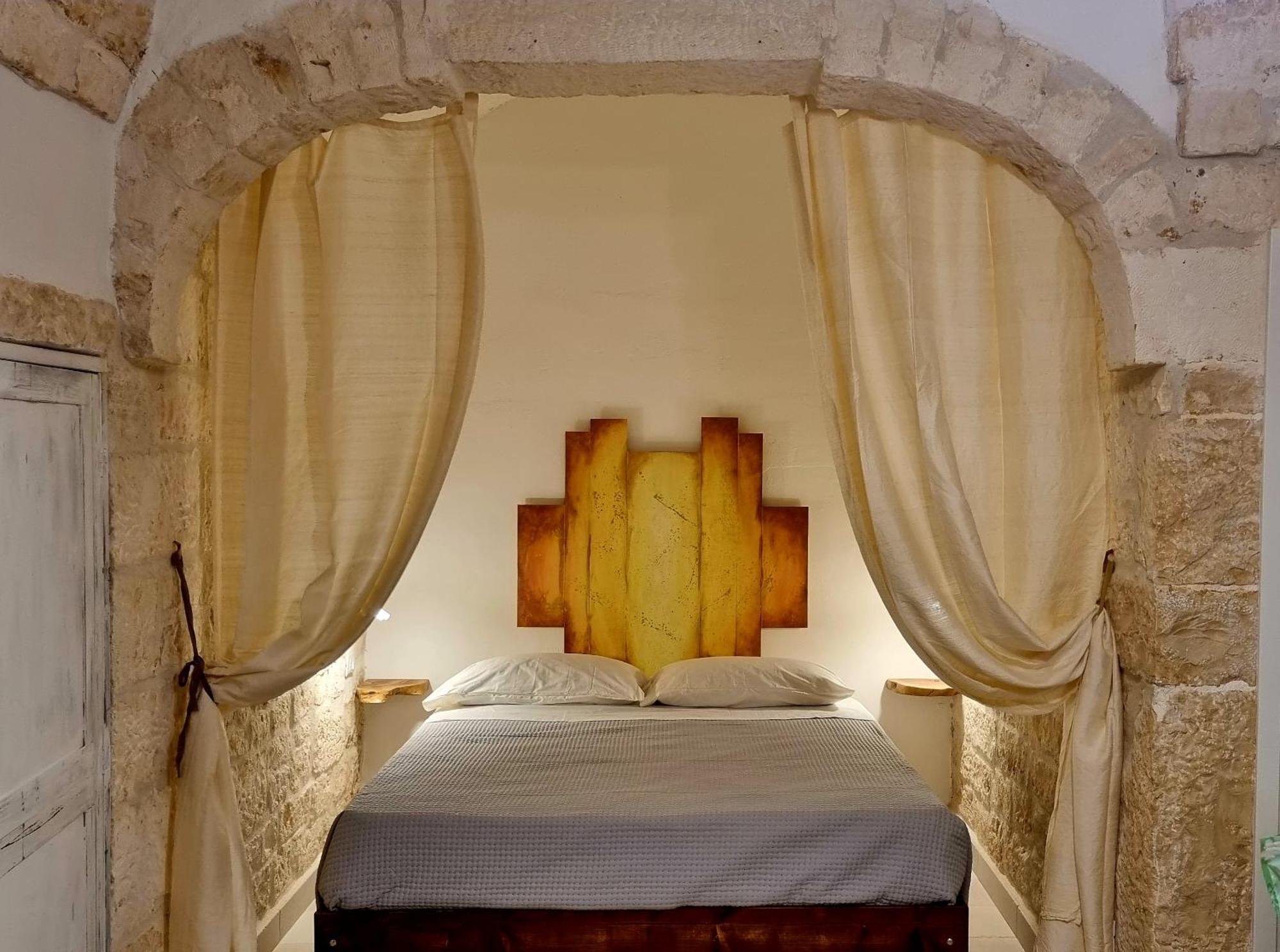 Petra Bianca Luxury Suite Ceglie Messapica Extérieur photo